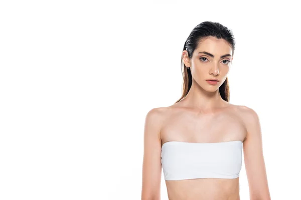 Молода красива жінка у верхній частині культури ізольована на білому — стокове фото