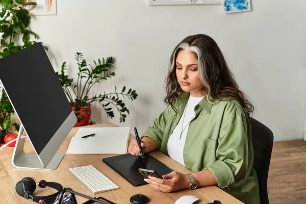 A woman with Waardenburg syndrome explores her creativity in a stylish apartment. — Stock Photo