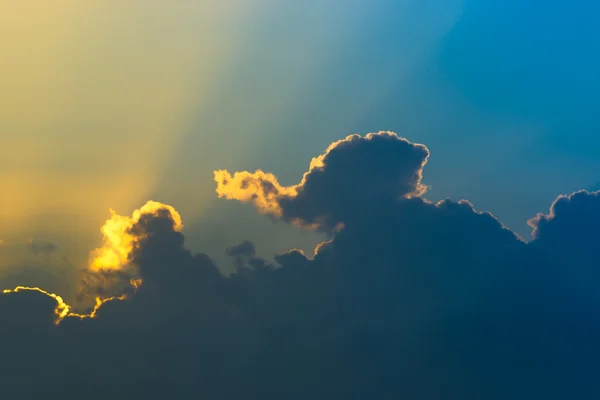 Nube y cielo después del atardecer . — Foto de Stock