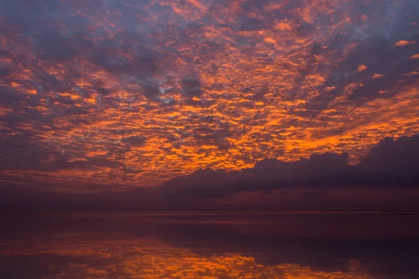 Sunrise at Southern sea Thailand. — Stock Photo, Image