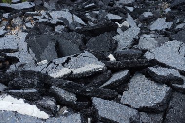 Asfalt yol yüzeyi yığını