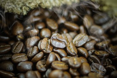 Kavrulmuş kahve çekirdeği.