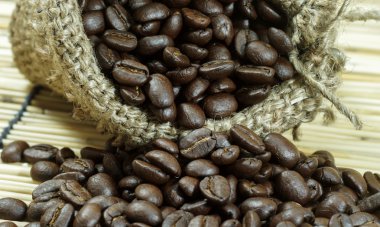 Kavrulmuş kahve çekirdeği.