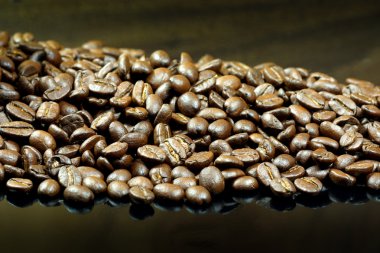 Kavrulmuş kahve çekirdeği.