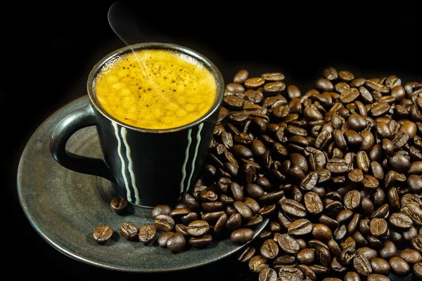 Grano de café y café — Foto de Stock