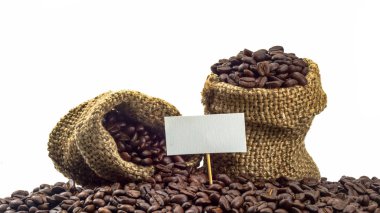 Kahve çekirdekleri torbada.