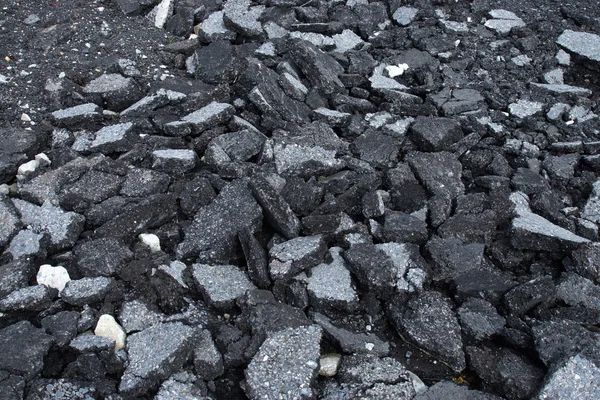 Asfalt yol yüzeyi yığını