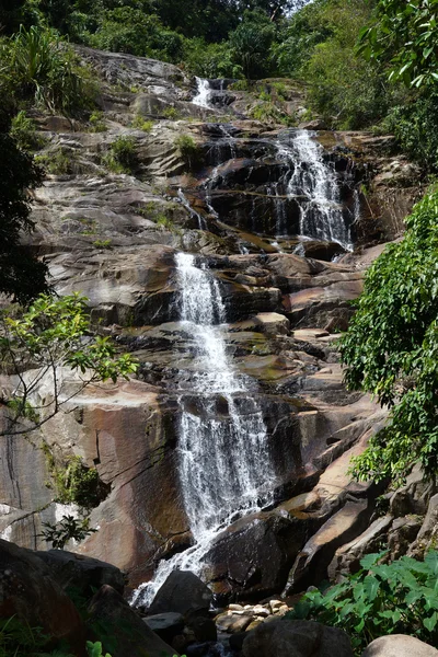 瀑布和岩石，泰国 — 图库照片