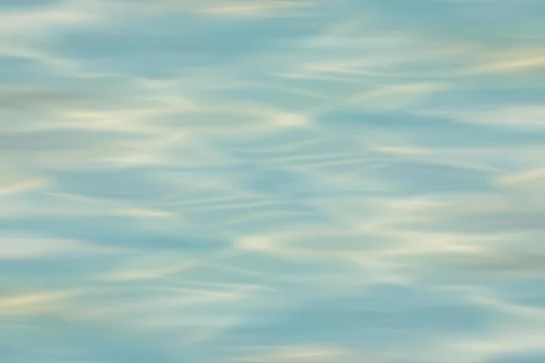 Streszczenie tło powierzchni odblaskowej wody — Zdjęcie stockowe