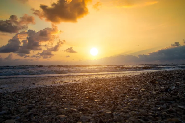 Sonnenuntergang und Strand — Stockfoto