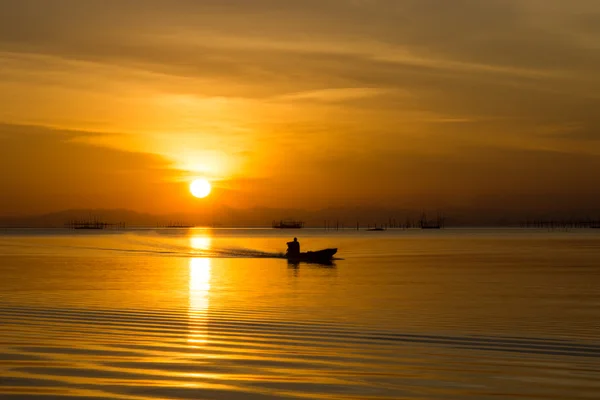 Cielo del tramonto, Thailandia . — Foto Stock