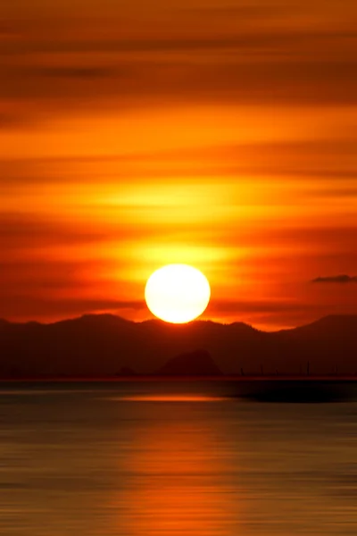 Cielo puesta del sol, Tailandia . —  Fotos de Stock