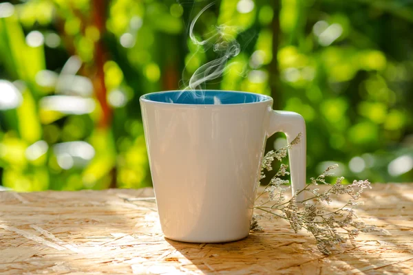 Hot coffee in the morning — Stock Photo, Image