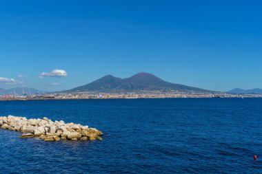 Posillipo Hill, Napoli, Campania, İtalya 'dan Volkan Vezüv manzarası