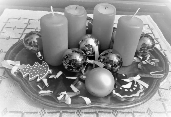 Decoração Natal Grinalda Mesa Com Velas — Fotografia de Stock