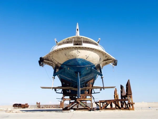 Fliegende Delphin-Typ schnelles Schiff vor der Küste — Stockfoto