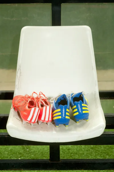 Buty piłkarskie piłki nożnej — Zdjęcie stockowe