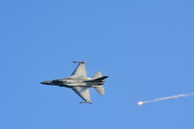 F 16 blok 52 artı