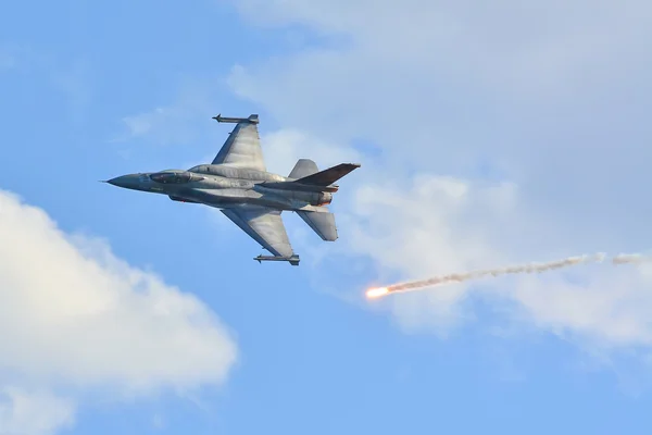 F 16 bloque 52 más —  Fotos de Stock