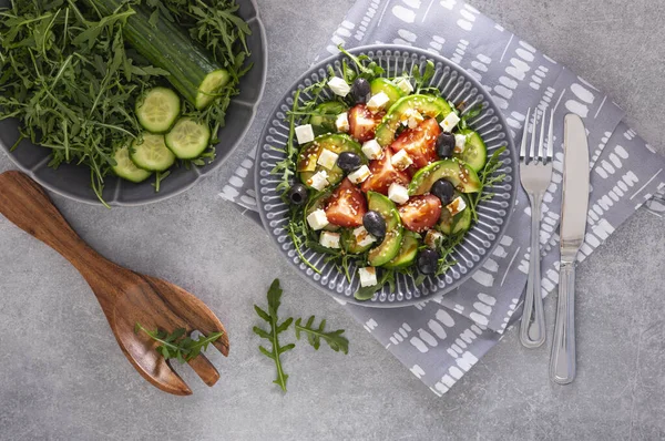 Fresh Vegetarian Salad Rocket Cucumber Tomatoes Cheese Avocado Olives Garnished — Stock Photo, Image