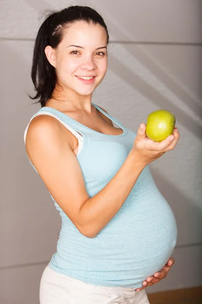 Beautiful healthy pregnant — Stock Photo, Image