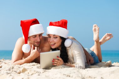 mutlu Noel Çift