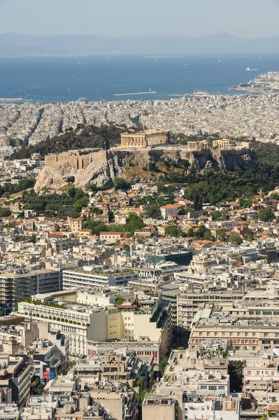 Paisaje urbano de Atenas moderna, Grecia — Foto de Stock