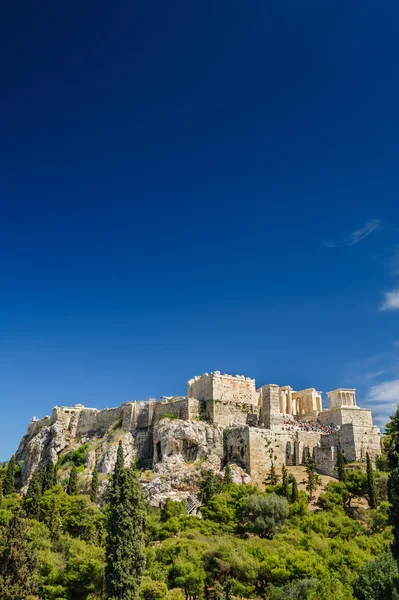 Acropolis hill w ciągu dnia — Zdjęcie stockowe