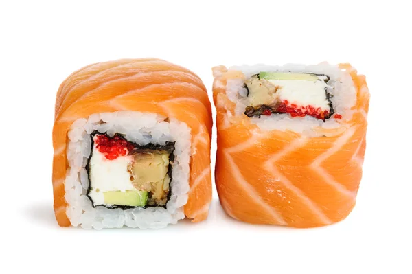 Uramaki maki sushi, dwie rolki na białym tle na biały — Zdjęcie stockowe