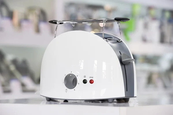 Glänzend weißer Toaster — Stockfoto