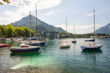 Lecco, İtalya, tekneler, ön plan ile görmek