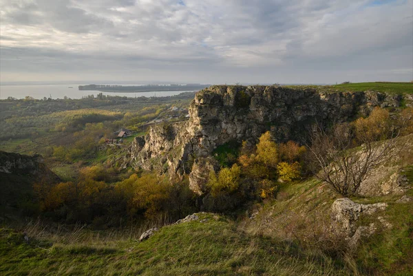 View to limestone Duruitoare Gorge, Riscani, Moldova — Stock Photo, Image