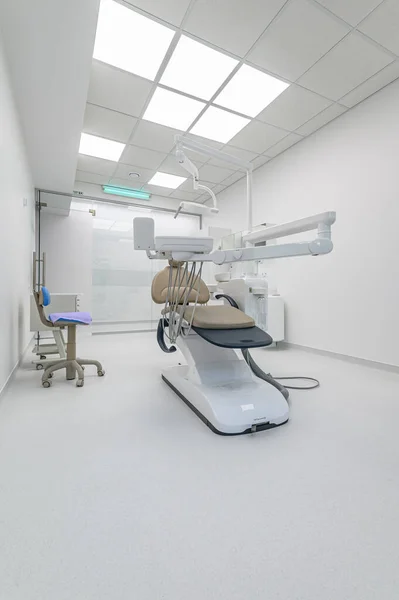 Interior de la oficina de odontología médica, equipo especial — Foto de Stock