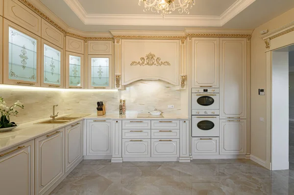 Luxury beige and gold classic kitchen interior — Stock Photo, Image