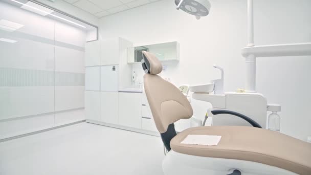 Ιατρείο Οδοντιατρικής, ειδικός εξοπλισμός — Αρχείο Βίντεο