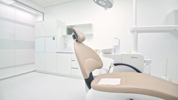 Cabinet medical stomatologic, echipament special — Videoclip de stoc