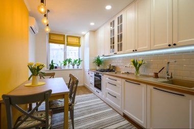 Rahat modern mutfak iç mimarisi