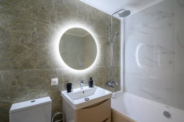 Modern lüks mermer banyo.