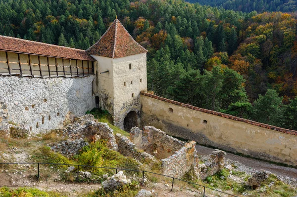 Middeleeuwse vesting in rasnov, Transsylvanië, brasov, Roemenië — Stockfoto