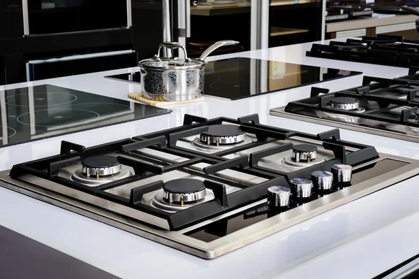 Brand new gas stove — Stock Photo, Image