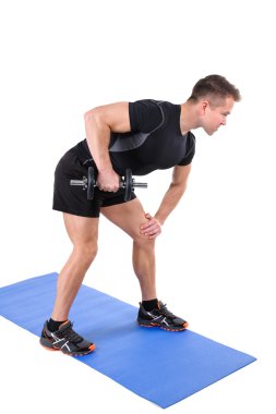 Ayakta Triceps uzantısı halter egzersiz