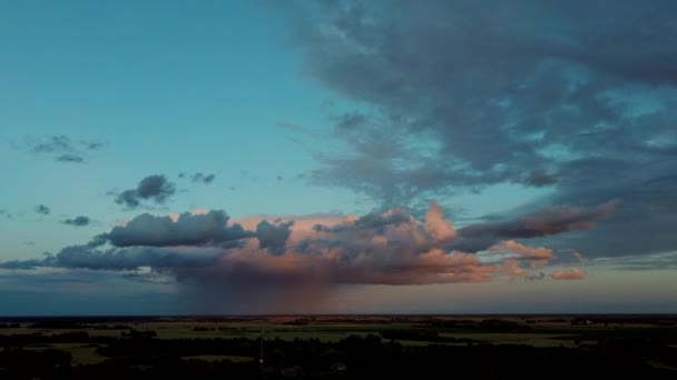 Nubes Tormenta Con Lluvia Naturaleza Entorno Oscuro Enorme Nube Cielo — Vídeos de Stock