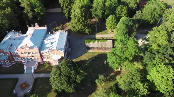 Bella Old Mezmuiza Manor Chiamato Anche Augstkalne Manor Con Parco — Video Stock