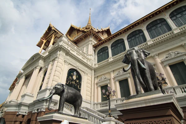 Thai temple — Stock Photo, Image