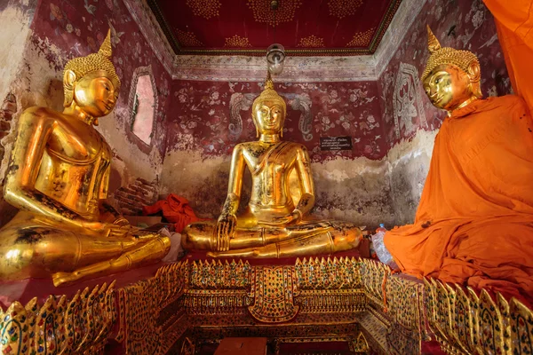La estatua de Buda —  Fotos de Stock