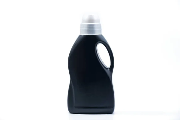 Μαύρο Απορρυπαντικό Πλαστικό Μπουκάλι Χημικό Προϊόν Καθαρισμού Απομονωμένο Λευκό Φόντο — Φωτογραφία Αρχείου