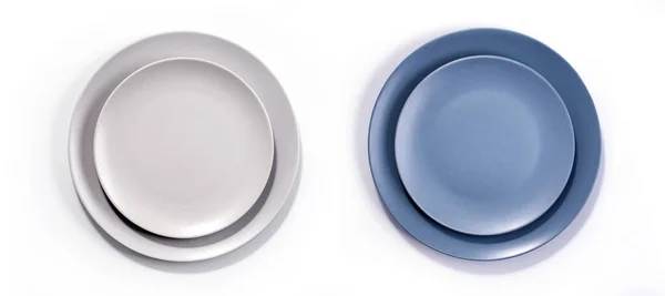 Empty Matte Grey Navy Blue Dish Sets Izolowane Białym Tle — Zdjęcie stockowe