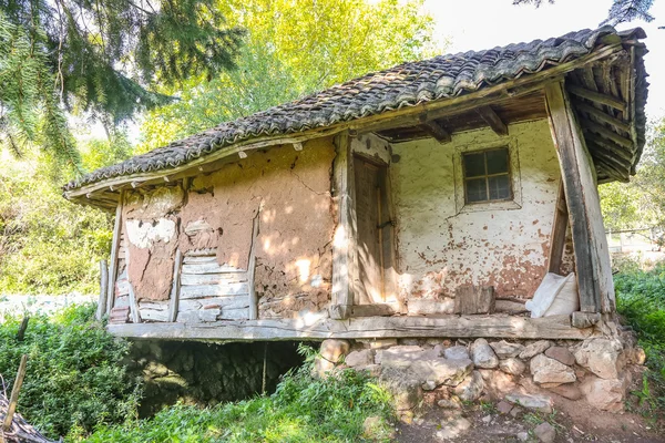 Старая мельница Сербии — стоковое фото