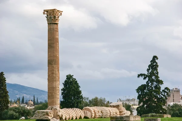 Olimpiya-Zeus sütunları Atina, Yunanistan — Stok fotoğraf