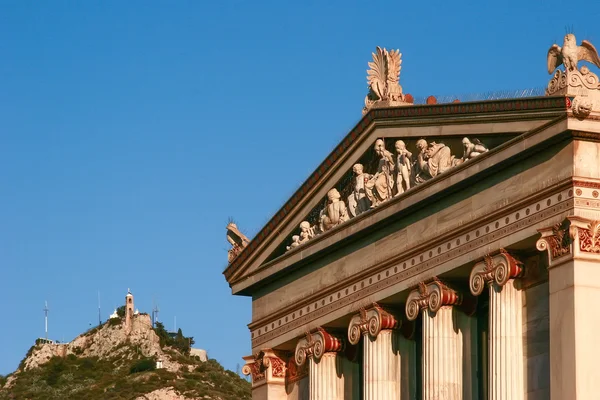 Pohled na Parthenon v Aténách a horu Lycabettus — Stock fotografie